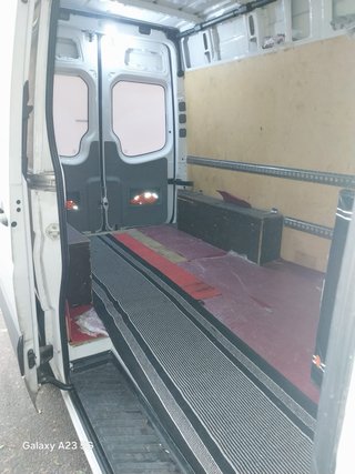 Mercedes-Benz Sprinter 2013