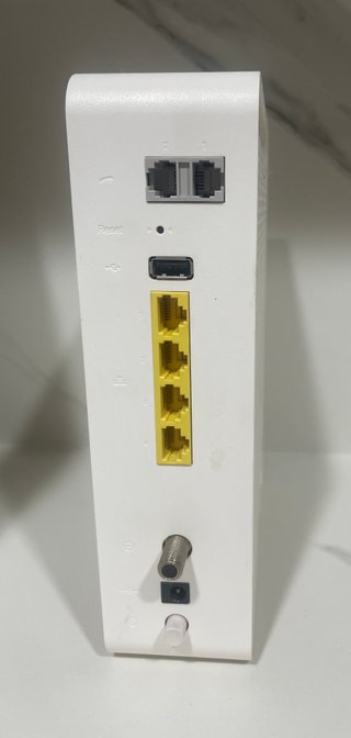 Router Wifi Technicolor CGA2121