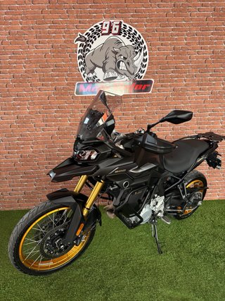 Voge 900 DSX