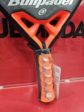Pala de Pádel BullPadel 2 - 20 RD, Nueva.