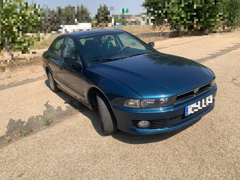 Mitsubishi Galant 2.4L - foto 1