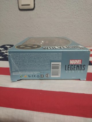 Figura Wolverine Marvel Legends Hasbro