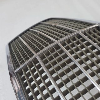 Rejilla Mercedes S w116 frontal