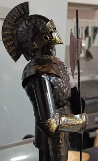 Guerrero de chapa antiguo
