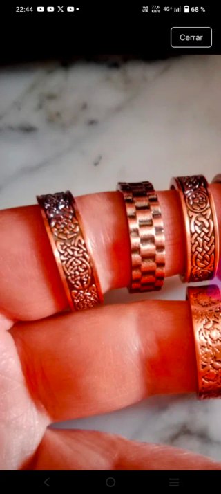 Anillos de cobre imantados ajustables.