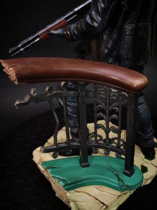Figura Leon Kennedy Resident Evil Requiem 25cm