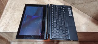 Tablet Lenovo A10 con Teclado