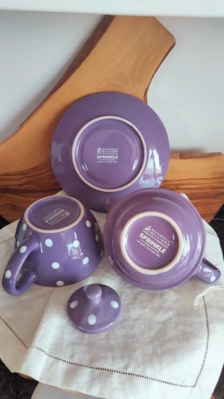 Set tazza teiera e piatto Sprinkle Purple pois