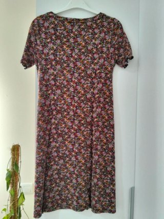 Vestido floral Pull&Bear XS