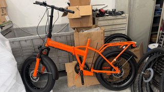Bicicleta eléctrica plegable