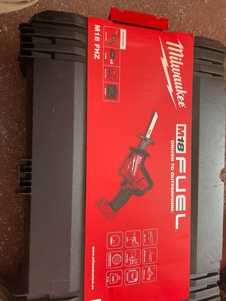 Sierra Sable Milwaukee M18 FHZ