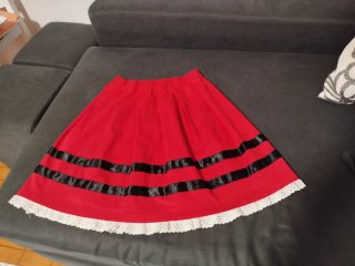 Falda Regional Artesana Roja