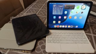 iPad 10 64GB Azul WiFi + Teclado + Fundas