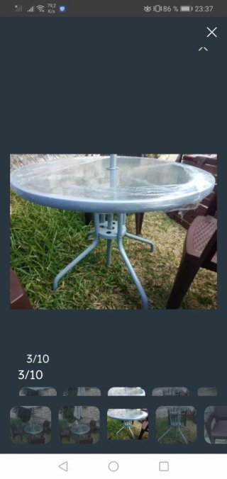 Mesa redonda+regalo 3 sillas y parasol