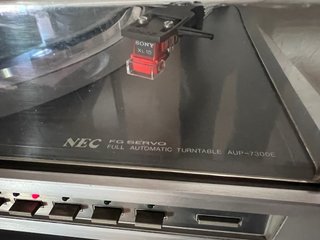 Tocadiscos HIFI Vintage NEC AUP-7300E