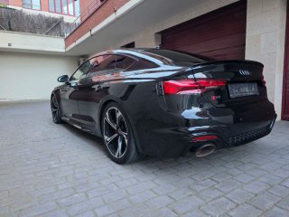 Audi RS5 2021