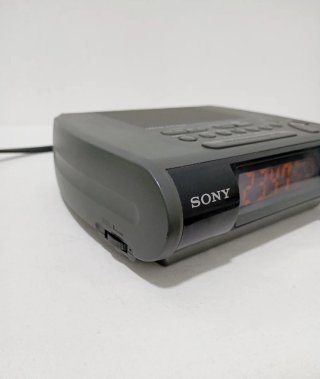 Radio Despertador Sony Vintage