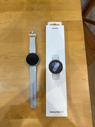 Samsung Galaxy Watch 7 Plata.