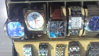Relojes Omega y otros - Varios colores