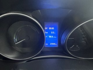 Toyota Auris  hybrid 2017, excelemte estado