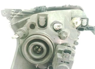 Toyota 22218490 faro 811300h011 811100h070 aygo b1