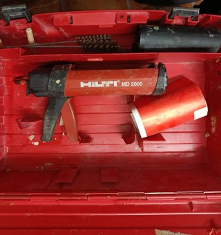 Pistola Resina Hilti MD 2000 Con maletín y accesor