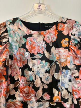Vestito Zara a fiori nero taglia M