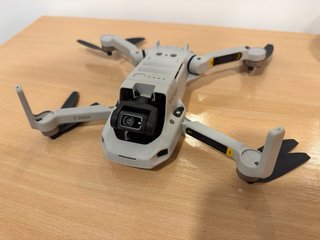 DJI Mini 2 Fly More Combo + 3 batterie + Zaino