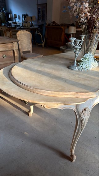 Mesa ovalada francesa extensible madera