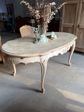Mesa ovalada francesa extensible madera