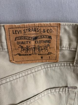 Levi's Beige originali taglia W34 L34 ottimi