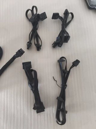 Alimentatore modulare Corsair CX750M 750W + Cavi