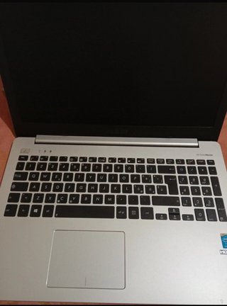 Portátil ASUS i7