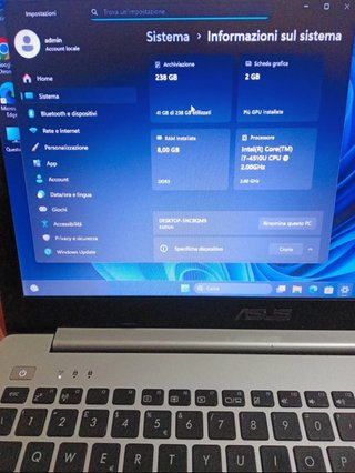 Portátil ASUS i7
