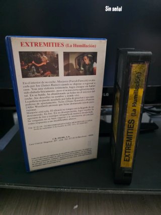 VHS Extremities (La Humillación) Farrah Fawcett