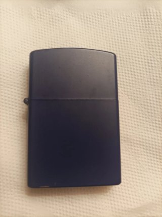 Mechero tipo Zippo azul