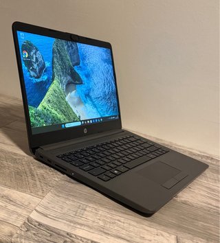 Portátil HP 240 G8 | 8GB RAM | Win 11