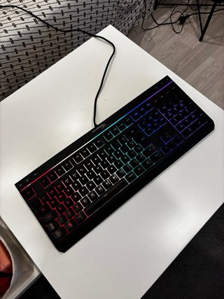Teclado HyperX Multicolor
