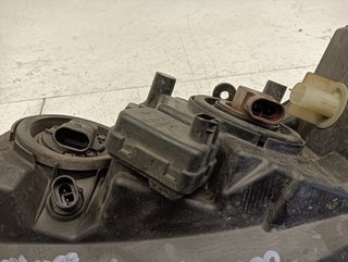 FARO DERECHO OPEL ZAFIRA A Y22DTR 89100055