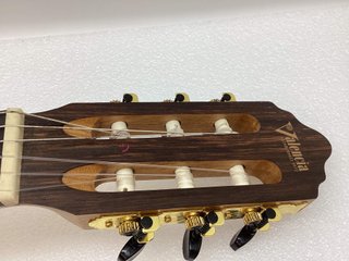 guitarra clasica valencia vc314