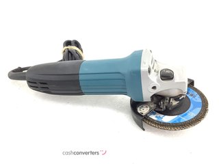 radial makita ga4530r