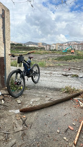 Bicicleta Enduro/DH Canyon