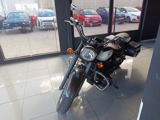 KAWASAKI VN 900 CLASSIC A2