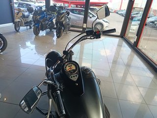 KAWASAKI VN 900 CLASSIC A2