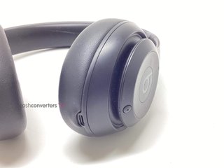 diadema beats studio pro