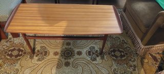 Mesa auxiliar madera cerezo