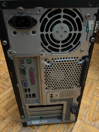 Ordenador Antiguo Pentium 4 3.06Ghz ( Funciona )