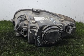 230337 0301219272 faro der audi a4 2.0 tdi mt (140