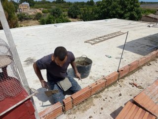 Servicios de electricista y fontanero económico