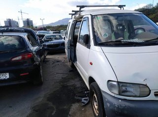 Faro nissan 1581044 260607c007 vanette cargo 2.3 d
